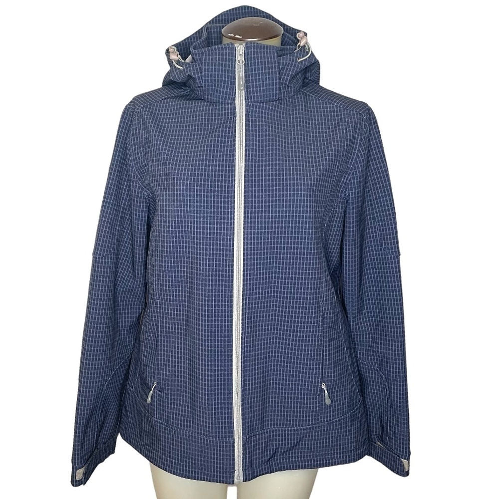 Water Resistant Plaid Jacket 💙 - Picture 2 of 12